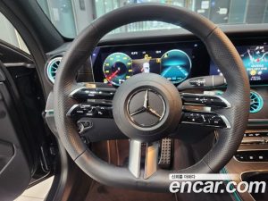 Mercedes-Benz E-Class E220d 4MATIC AMG Line 2023 года из Южной Кореи