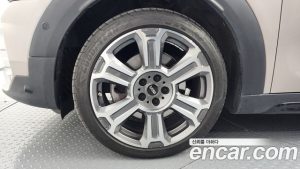 Mini Countryman ALL4 CLASSIC COMFORT PACK 2023 года из Южной Кореи