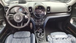Mini Countryman ALL4 CLASSIC COMFORT PACK 2023 года из Южной Кореи