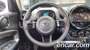 Mini Countryman ALL4 CLASSIC COMFORT PACK 2023 года из Южной Кореи