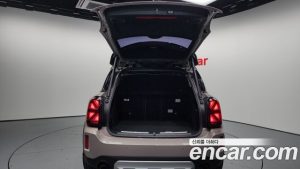Mini Countryman ALL4 CLASSIC COMFORT PACK 2023 года из Южной Кореи