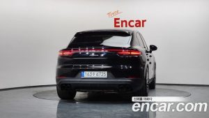 Porsche Cayenne 3.0 Coupe 2023 года из Южной Кореи