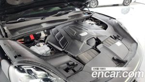 Porsche Cayenne 3.0 Coupe 2023 года из Южной Кореи