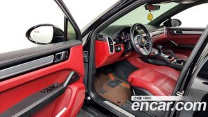 Porsche Cayenne 3.0 Coupe 2023 года из Южной Кореи