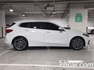 BMW 1-Series 120i Sport 2023 года из Южной Кореи