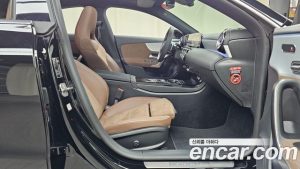 Mercedes-Benz CLA-Class CLA250 4MATIC 2025 года из Южной Кореи