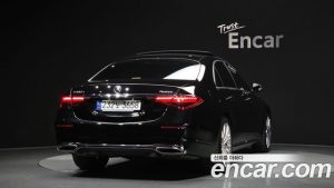 Mercedes-Benz S-Class S580e 4MATIC 2023 года из Южной Кореи