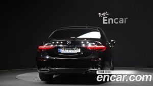 Mercedes-Benz S-Class S580e 4MATIC 2023 года из Южной Кореи