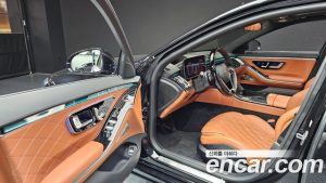 Mercedes-Benz S-Class S580e 4MATIC 2023 года из Южной Кореи