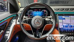Mercedes-Benz S-Class S580e 4MATIC 2023 года из Южной Кореи