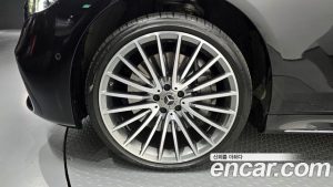 Mercedes-Benz S-Class S500L 4MATIC 2023 года из Южной Кореи