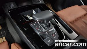 Audi Q5 45 TFSI 4WD Premium Sportback 2024 года из Южной Кореи