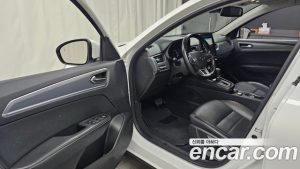 Renault-KoreaSamsung XM3 1.6 GTe RE 2023 года из Южной Кореи