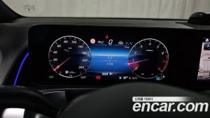 Mercedes-Benz GLB-Class GLB250 4MATIC 2025 года из Южной Кореи
