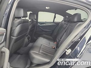 BMW 5-Series 520i M Sport 2023 года из Южной Кореи
