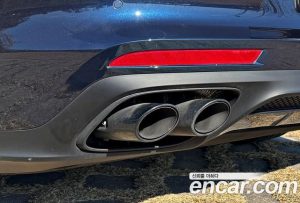 Porsche Panamera 4.0 GTS 2022 года из Южной Кореи