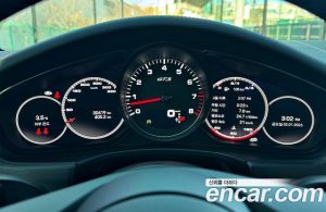 Porsche Panamera 4.0 GTS 2022 года из Южной Кореи