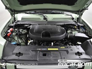 Land Rover Defender 110 D300 75th Edition 2023 года из Южной Кореи
