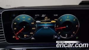Mercedes-Benz GLS-Class GLS400d 4MATIC 2023 года из Южной Кореи