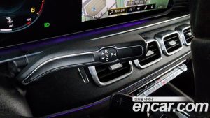 Mercedes-Benz GLS-Class GLS400d 4MATIC 2023 года из Южной Кореи