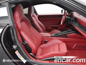 Porsche 911 CARRERA GTS 2024 года из Южной Кореи