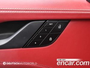 Porsche 911 CARRERA GTS 2024 года из Южной Кореи