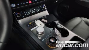 Genesis GV70 2.5T Бензин AWD 2025 года из Южной Кореи