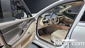 Genesis G80 Бензин 2.5 Turbo AWD 2025 года из Южной Кореи