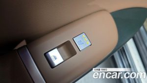 Hyundai Grandeur Exclusive 2024 года из Южной Кореи