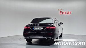 Mercedes-Benz E-Class E250 Exclusive 2023 года из Южной Кореи