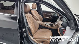 Mercedes-Benz E-Class E250 Exclusive 2023 года из Южной Кореи
