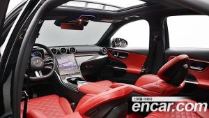 Mercedes-Benz C-Class C300 4MATIC AMG Line 2024 года из Южной Кореи