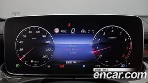 Mercedes-Benz C-Class C300 4MATIC AMG Line 2024 года из Южной Кореи