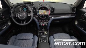 Mini Countryman ALL4 CLASSIC COMFORT PACK 2023 года из Южной Кореи