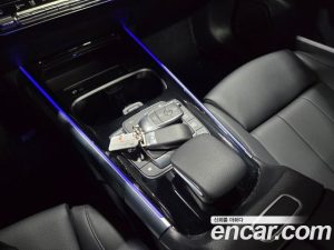 Mercedes-Benz GLB-Class GLB200 d 2023 года из Южной Кореи