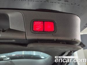 Mercedes-Benz GLB-Class GLB200 d 2023 года из Южной Кореи