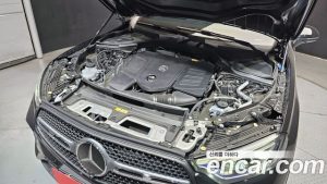 Mercedes-Benz GLC-Class GLC300 4MATIC Coupe 2024 года из Южной Кореи