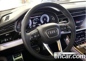 Audi Q8 55 TFSI 4WD Premium 2025 года из Южной Кореи