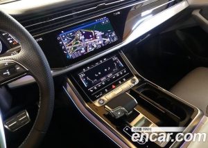 Audi Q8 55 TFSI 4WD Premium 2025 года из Южной Кореи