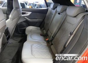 Audi Q8 55 TFSI 4WD Premium 2025 года из Южной Кореи