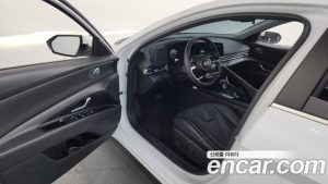 Hyundai AVANTE 1.6 2025 года из Южной Кореи