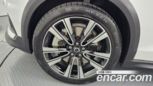 Volvo V60 B5 PRO AWD 2022 года из Южной Кореи
