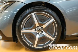 Mercedes-Benz EQE EQE350 4MATIC 2024 года из Южной Кореи