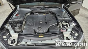 Mercedes-Benz E-Class E450 4MATIC Exclusive 2023 года из Южной Кореи