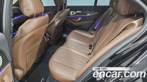 Mercedes-Benz E-Class E450 4MATIC Exclusive 2023 года из Южной Кореи