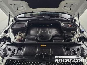 Mercedes-Benz GLE-Class GLE450 4MATIC 2025 года из Южной Кореи