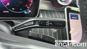 Mercedes-Benz C-Class C200 Avantgarde 2025 года из Южной Кореи