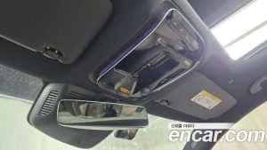 Mercedes-Benz C-Class C200 Avantgarde 2025 года из Южной Кореи