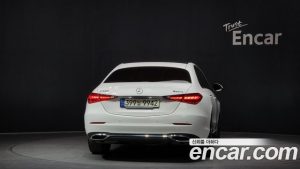 Mercedes-Benz C-Class C300 4MATIC Avantgarde 2024 года из Южной Кореи