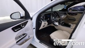Mercedes-Benz C-Class C300 4MATIC Avantgarde 2024 года из Южной Кореи
